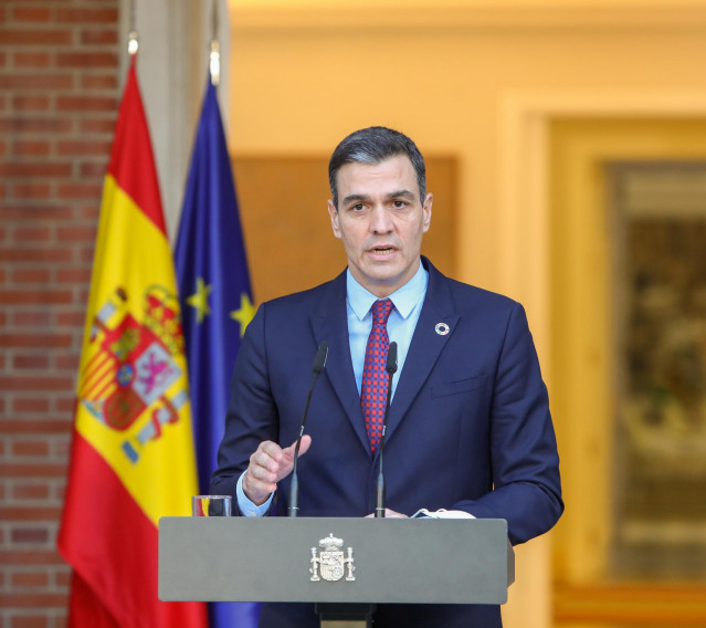 El presidente del Gobierno, Pedro Sánchez, comparece en Moncloa para anunciar los nuevos nombramientos en el Gobierno tras la marcha de Salvador Illa como ministro de Sanidad, en Madrid (España), a 26 de enero de 2021. Sánchez ha nombrado a Carolina Daria