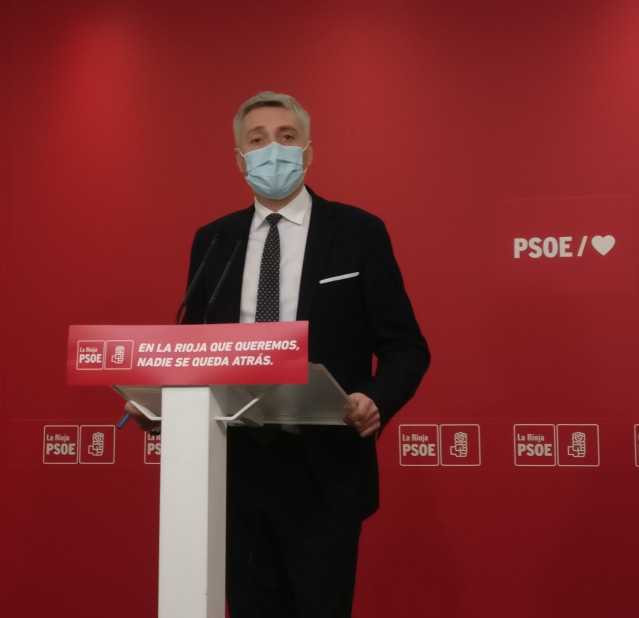 El secretario general del PSOE, Francisco Ocón, analiza sentencia artículo 46 Estatuto de Autonomía de La  Rioja