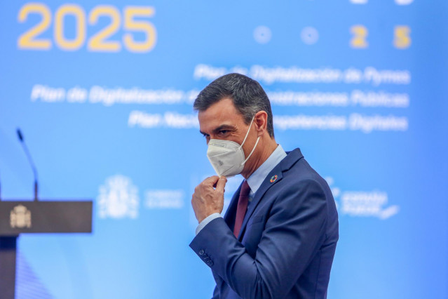 El presidente del Gobierno, Pedro Sánchez, durante el acto de presentación de los Planes de Digitalización de Pymes, Competencias Digitales y Digitalización de la Administración Pública, en Madrid, (España), a 27 de enero de 2021.