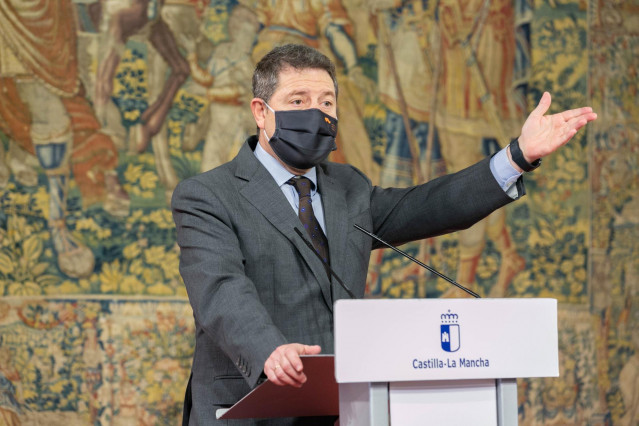 El presidente de C-LM, Emiliano García-Page, en el acto de homenaje a los efectivos que trabajaron en 'Filomena'.