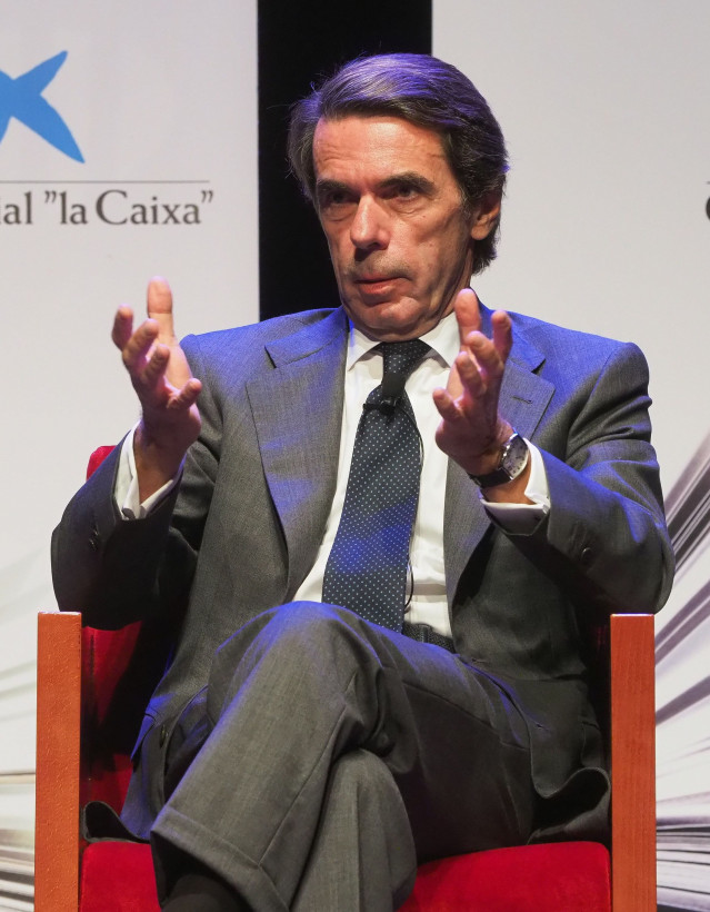 El expresidente del Gobierno y presidente de Faes, José María Aznar, participa en el Aula de Cultura de “El Norte de Castilla” en el teatro Zorrilla de Valladolid