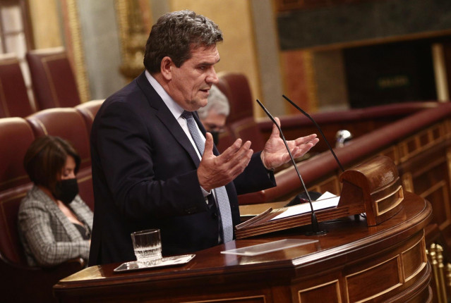Economía.- Escrivá no descarta que vaya a haber algunos EREs y dice que habrá medidas de apoyo a la liquidez pronto