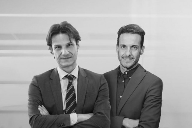 Archivo - (I-D) Lorenzo Serratosa, presidente de Zonavalue, y José Iván García, CEO de la empresa