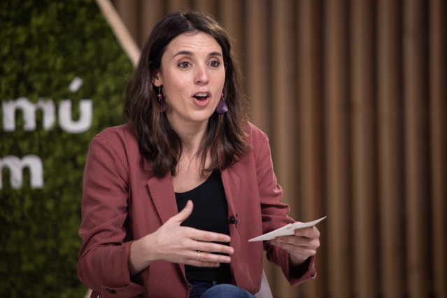 La ministra de Igualdad, Irene Montero, durante el acto de En Comú Podem ‘El cambio feminista que Cataluña merece’, en Barcelona, Catalunya (España), a 5 de febrero de 2021.