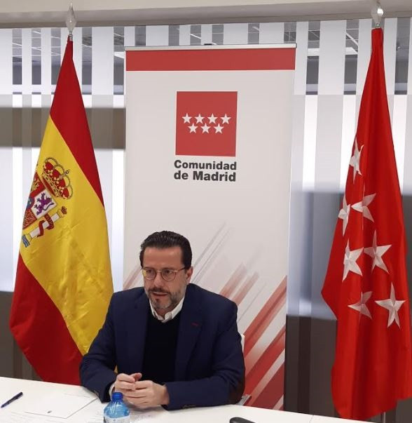 EL consejero de Hacienda y Función Pública, Javier Fernández-Lasquetty, presenta un estudio sobre la economía sumergida en la Comunidad de Madrid.
