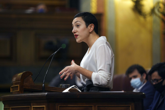 Archivo - La diputada de En Comú Podem Aina Vidal interviene durante una sesión plenaria en el Congreso de los Diputados.