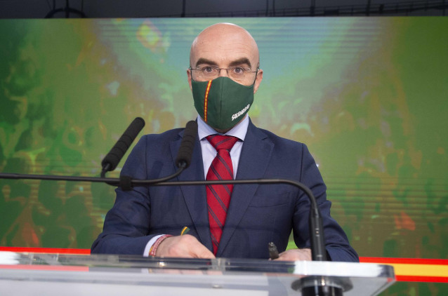 El vicepresidente de Acción Política y eurodiputado de Vox, Jorge Buxadé, ofrece una rueda de prensa tras la celebración del Comité de Acción Política del partido en la sede, en Madrid, (España), a 15 de marzo de 2021.