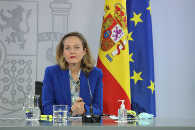 Archivo - La vicepresidenta tercera y ministra de Asuntos Económicos y Transformación Digital, Nadia Calviño.