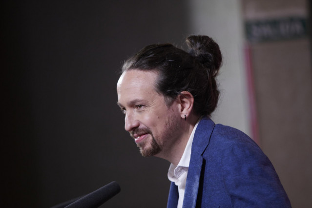 El candidato de Unidas Podemos a la Presidencia de la Comunidad de Madrid, Pablo Iglesias, interviene tras el primer debate electoral previo a los comicios a la Asamblea de Madrid, en Telemadrid, a 21 de abril de 2021, en Madrid (España). Este ha sido el