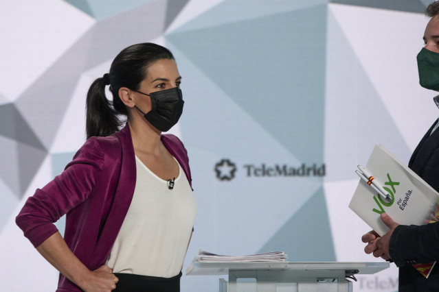 La candidata de Vox a la Presidencia de la Comunidad de Madrid, Rocío Monasterio, minutos antes del primer debate electoral previo a los comicios a la Asamblea de Madrid.