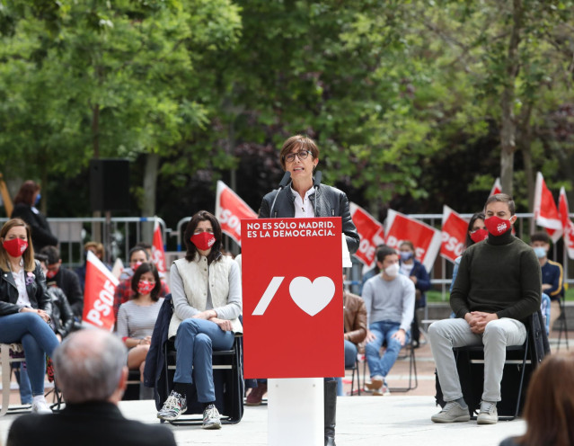 La directora general de la Guardia Civil, María Gámez, durante un acto electoral del PSOE, a 24 de abril de 2021, en Puente de Vallecas,