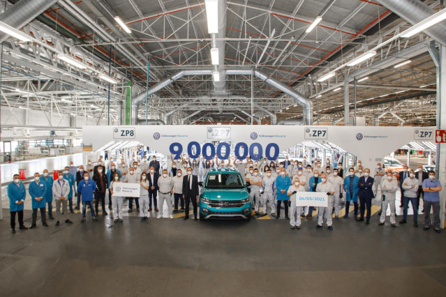 La fábrica de Volkswagen Navarra fabrica su coche 9 millones.