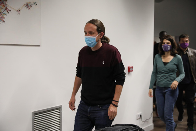 El candidato de Unidas Podemos a la presidencia de la Comunidad de Madrid y secretario general de Podemos, Pablo Iglesias, antes de anunciar que deja todos los cargos en su partido y que no recogerá su acta , a 4 de mayo de 2021, en Madrid (España).