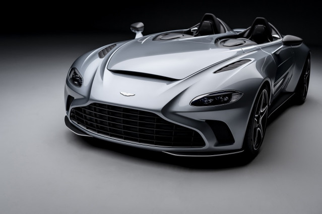 Archivo - Aston Martin V12 Speedster.