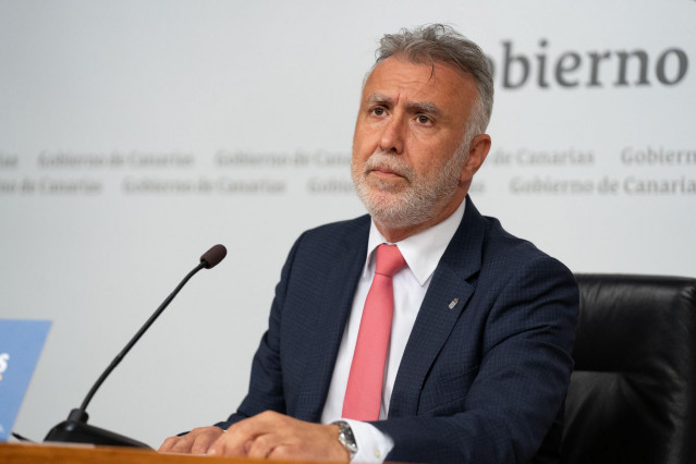 El presidente de Canarias, Ángel Víctor Torres
