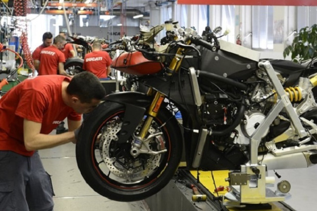 Taller de motocicletas.
