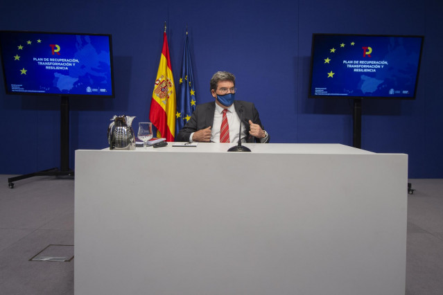 El ministro de Inclusión, Seguridad Social y Migraciones, José Luis Escrivá, durante una rueda de prensa donde ha presentado las medidas del Ministerio en el Plan de Recuperación, Transformación y Resiliencia, a 11 de mayo de 2021, en Madrid (España). El