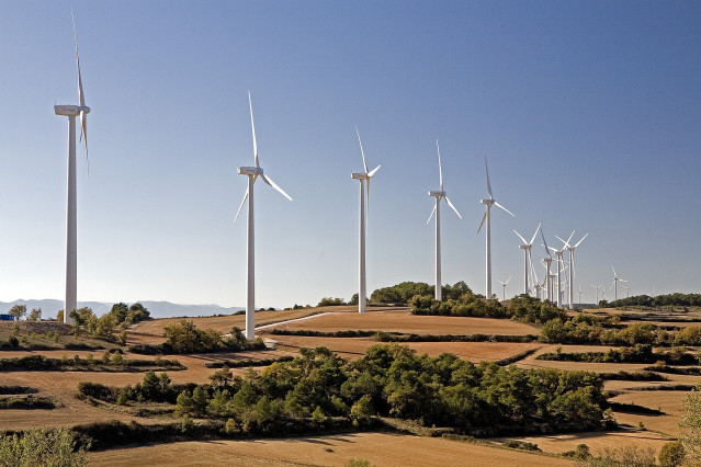 Archivo - Instalaciones de Acciona