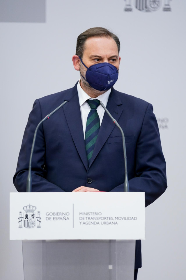 El ministro de Transportes, Moviliad y Agenda Urbana, José Luis Ábalos, durante una rueda de prensa.