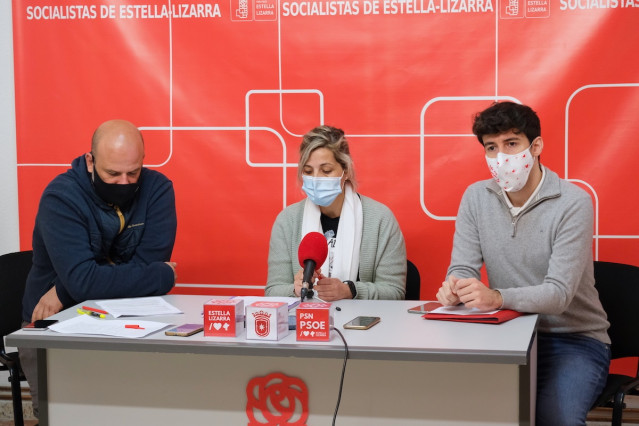 Archivo - Rueda de prensa de representantes del PSN de Estella