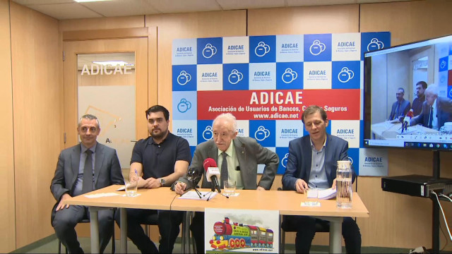 Archivo - Rueda de prensa de Adicae