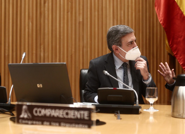 Archivo - El secretario de Estado de Transportes, Movilidad y Agenda Urbana, Pedro Saura durante la Comisión de Transportes, Movilidad y Agenda Urbana en la Sala Ernest Lluch del Congreso de los Diputados, en Madrid (España), a 15 de diciembre de 2020.