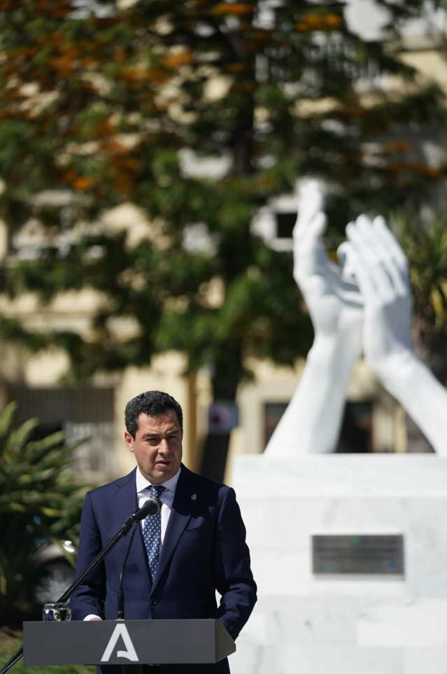 Juanma Moreno, este lunes en Cádiz