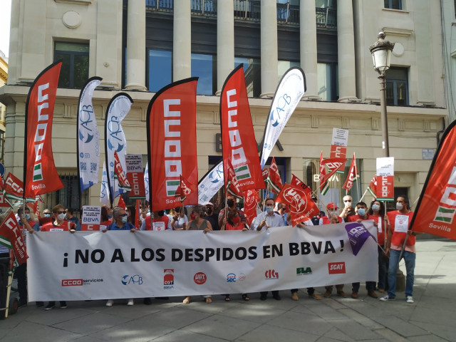 Movilización este lunes 17 contra los despidos en BBVA.