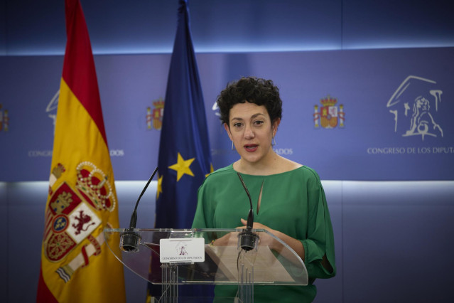 La portavoz parlamentaria de Unidas Podemos, Aina Vidal, interviene en una rueda de prensa anterior a una Junta de Portavoces, a 11 de mayo de 2021, en el Congreso de los Diputados, Madrid, (España).
