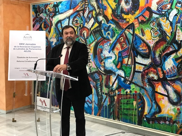 Archivo - El exministro de Justicia y catedrático de Derecho Constitucional de la Universidad de A Coruña, Francisco Caamaño