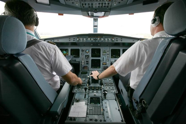 Archivo - Pilotos.