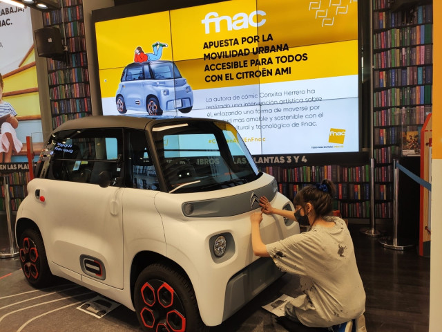 Fnac y Citroën presentan el nuevo vehículo AMI