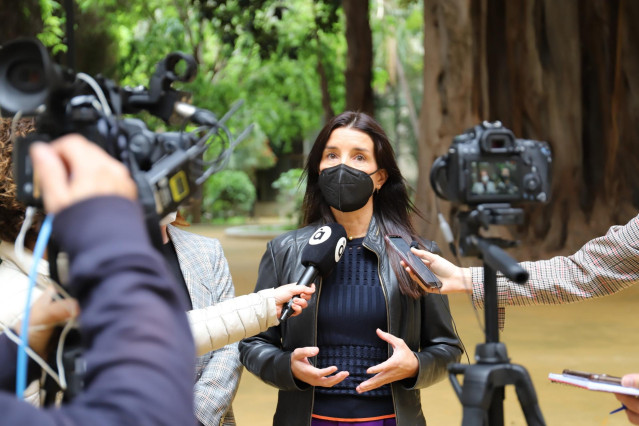 Ruth Merino atiende a los medios en Les Corts en imagen de archivo