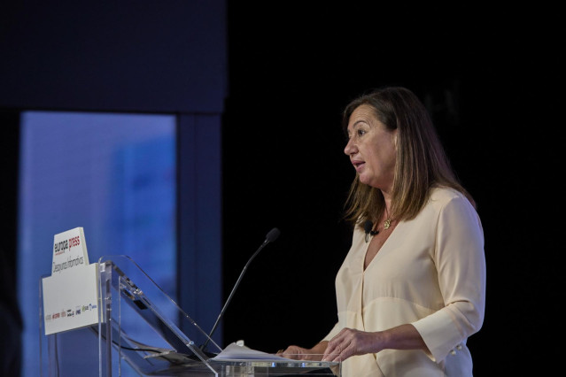 La presidenta del Govern de Baleares, Francina Armengol, interviene en un Desayuno Informativo de Europa Press, a 20 de mayo de 2021, en el Auditorio El Beatriz Madrid.