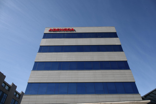 Archivo - Edificio de la empresa Abengoa en Madrid.