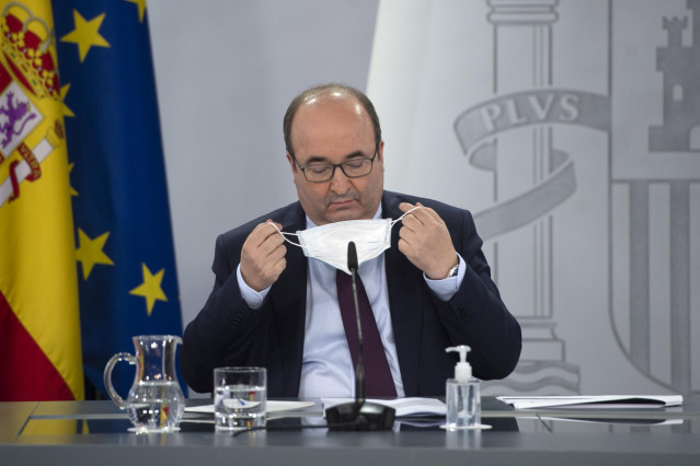 El ministro de Política Territorial y Función Pública, Miquel Iceta en una rueda de prensa para presentar el componente 11 del Plan de Recuperación, Transformación y Resiliencia enviado a la Comisión Europea, a 17 de mayo de 2021, en Madrid (España).  El