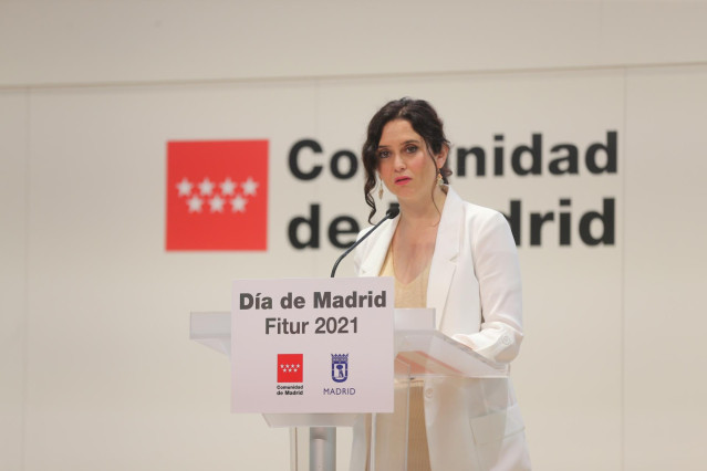 La presidenta de la Comunidad en funciones, Isabel Díaz Ayuso, interviene en los actos de celebración del Día de Madrid en Fitur