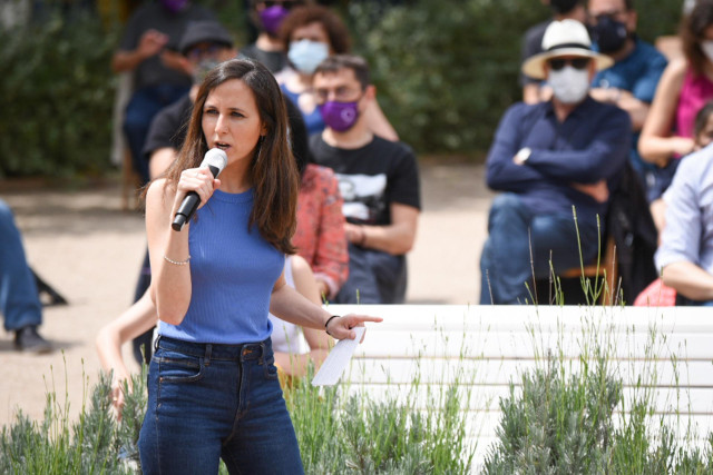 La candidata a la Secretaría General de Podemos y ministra de Derechos Sociales y Agenda 2030, Ione Belarra, durante la presentación de su candidatura a liderar la formación morada, a 22 de mayo de 2021, en Valencia, Comunidad Valenciana (España). Con est