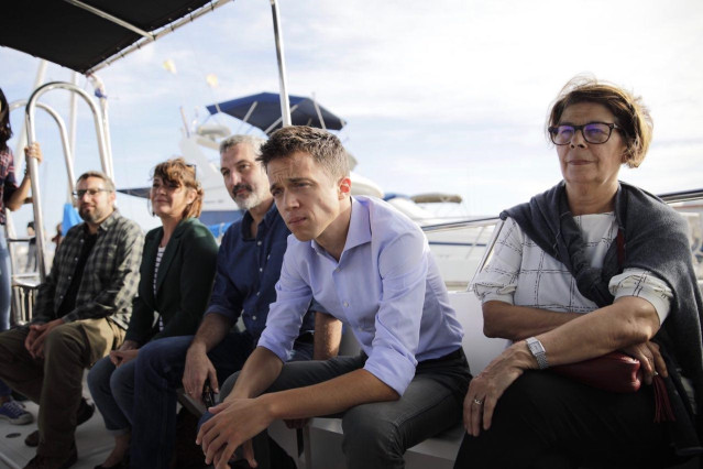Archivo - El candidato a la presidencia por Más País-Equo, Íñigo Errejón, visita el Mar Menor