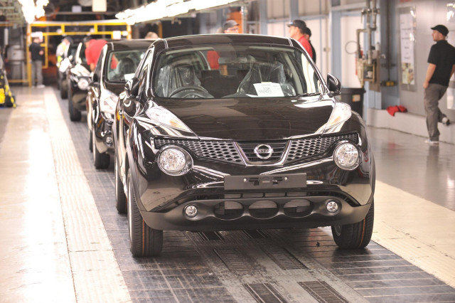 Archivo - Imagen de una fábrica de Nissan.