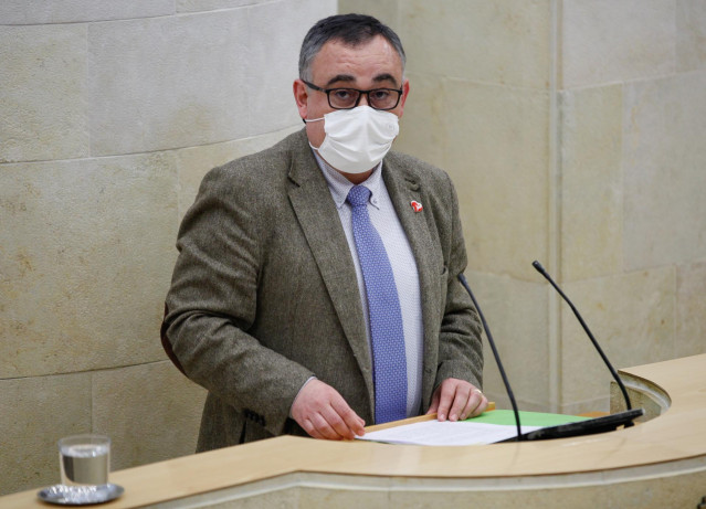 El senador autonómico y diputado regional del PRC, José Miguel Fernández Viadero