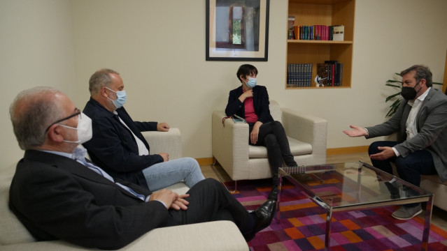 Reunión de Carlos Babío con la portavoz nacional del BNG, Ana Pontón, el diputado Luís Bará y el exalcalde de Sada Abel Soto