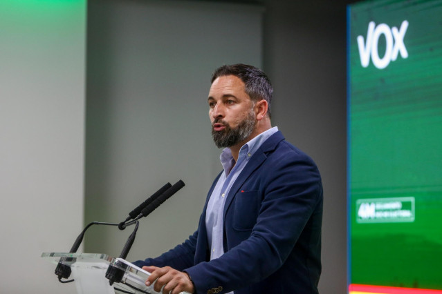 El presidente de Vox, Santiago Abascal, durante una rueda de prensa para valorar la jornada electoral, a 4 de mayo de 2021, en Madrid (España).