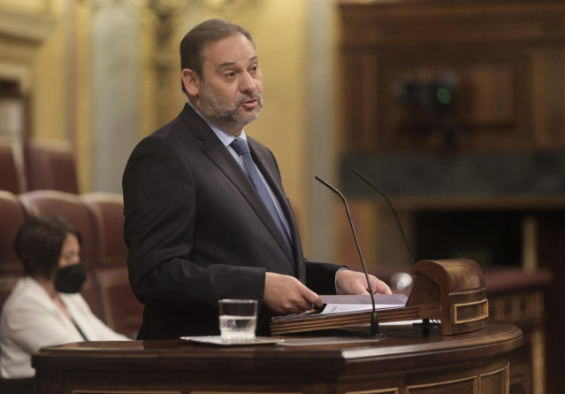 El ministro de transportes, José Luis Ábalos, en una sesión de control al Gobierno, a 26 de mayo de 2021, en el Congreso de los Diputados, Madrid, (España).