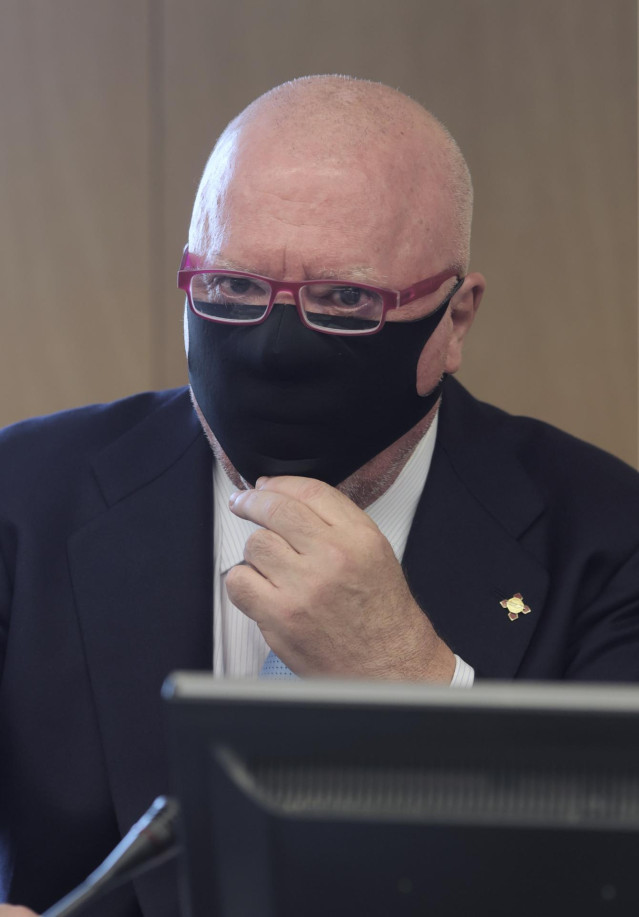 El excomisario del Cuerpo Nacional de Policía José Manuel Villarejo Pérez a su llegada a la Comisión de Investigación
