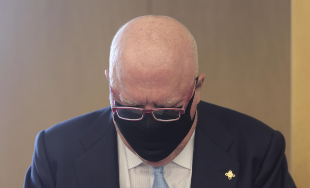 El excomisario del Cuerpo Nacional de Policía José Manuel Villarejo Pérez a su llegada a la Comisión de Investigación