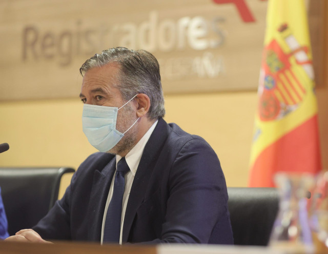 El consejero de Justicia, Interior y Víctimas en funciones de la Comunidad de Madrid, Enrique López, inaugura la jornada formativa sobre la nueva herramienta contra la ocupación ilegal de viviendas con la que contarán los cuerpos de Policía Local de la re