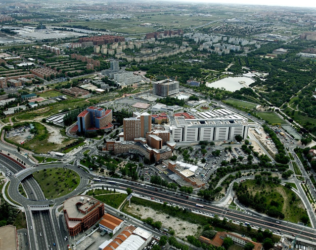 Archivo - Vista aérea del Hospital 12 de Octubre