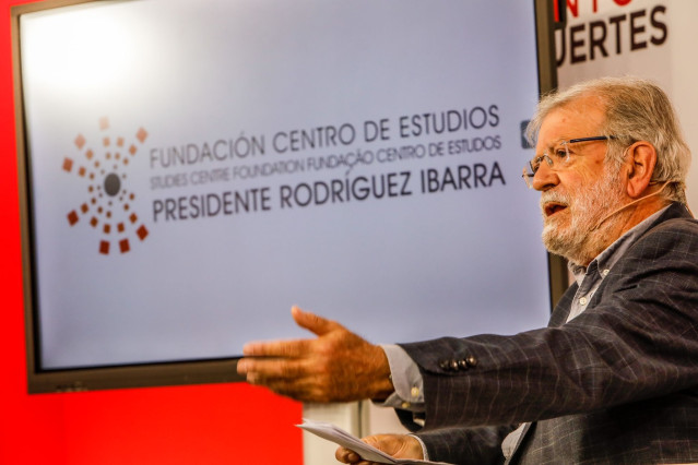 Juan Carlos Rodríguez Ibarra.