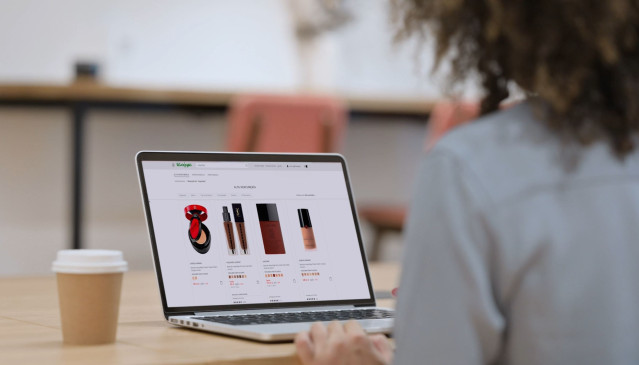 El Corte Inglés lanza el espejo virtual en su web y app